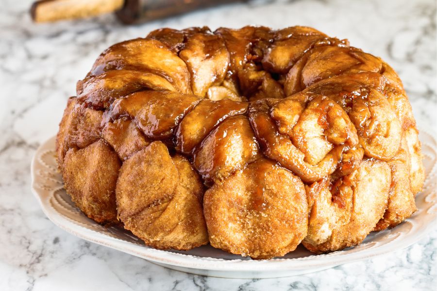 A plate of monkey bread.